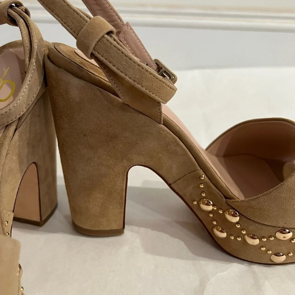 ITALIAN Julie Dee Platform Heels Beige Suede Women's Sz EU 39 US 9 NWB - Picture 7 of 10